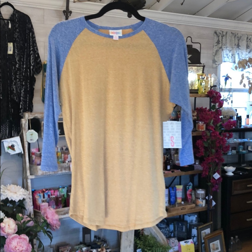 Lularoe Randy Shirt Small—NEW - Picture 2 of 4